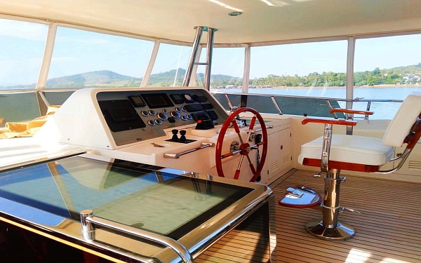 Аренда траулерной яхты Selene 80 Ocean Explorer на Пхукете, морская рыбалка